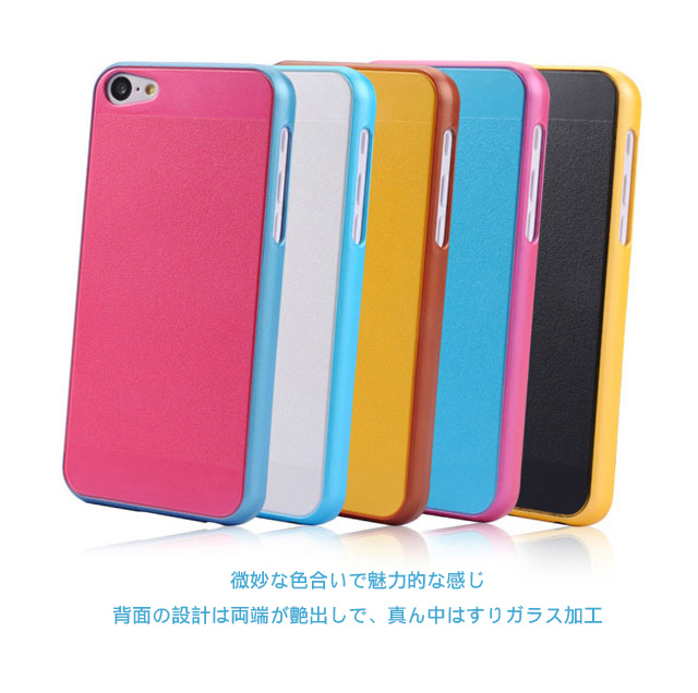 微妙な色合いで魅力的な感じ背面の設計は両端が艶出しで、真ん中はすりガラス加工！