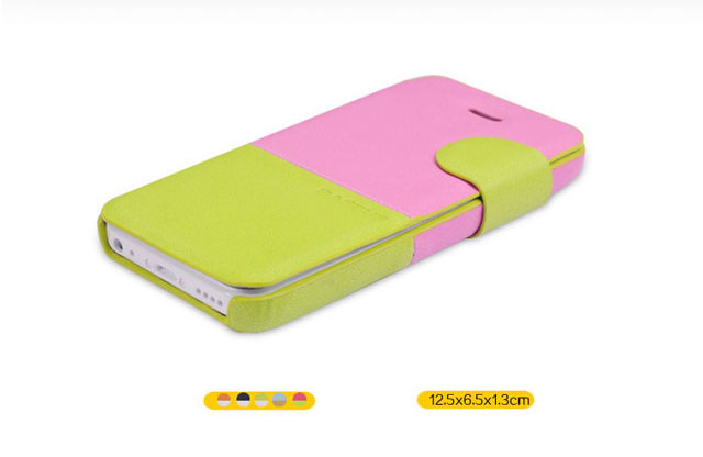 高級レザーとPCを使用。革製なので、手触りが柔らかくてソフトな感じがあります。PCの柔軟性と耐久性により長い使用寿命！